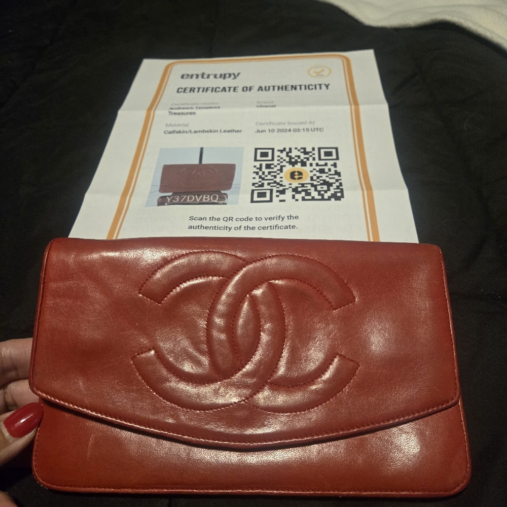FINAL SUMMER SALE Chanel Vintage CC Dark Red Caviar Lambskin Leather